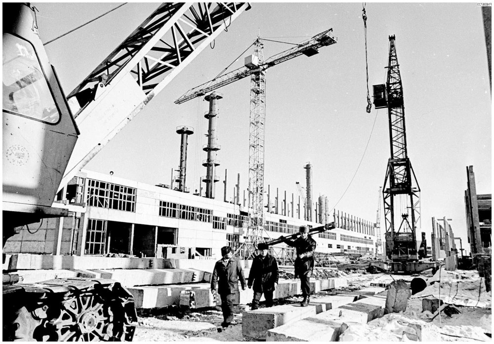 1713246 Строительство Зиминского химического комбината.jpg