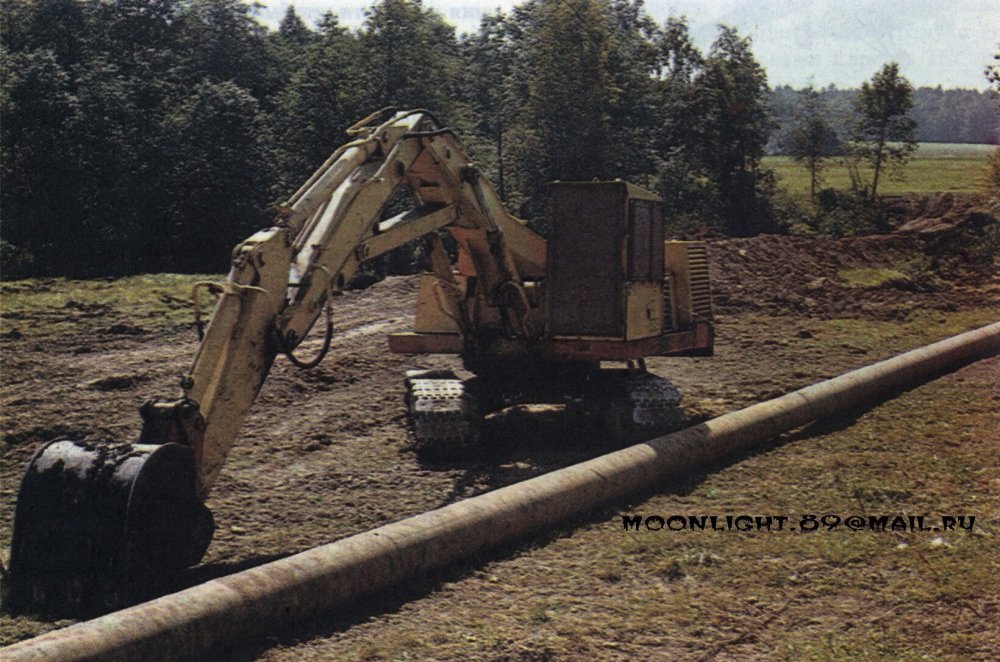 Mir_professiy_1987_excavator_1.jpg