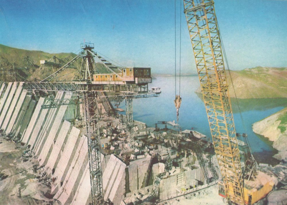 930293 Строительство плотины Андижанского водохранилища.jpg