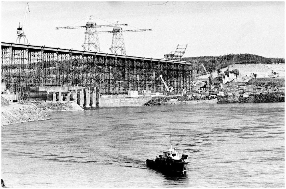 Ust-Ilimsk_history_2963.jpg