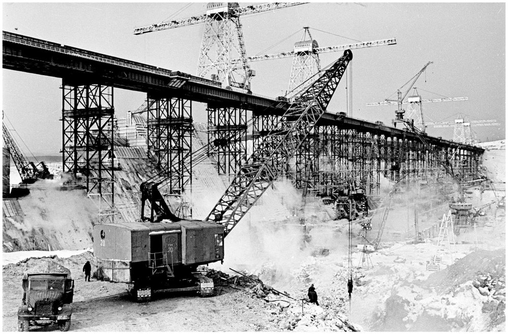 Ust-Ilimsk_history_3000.jpg