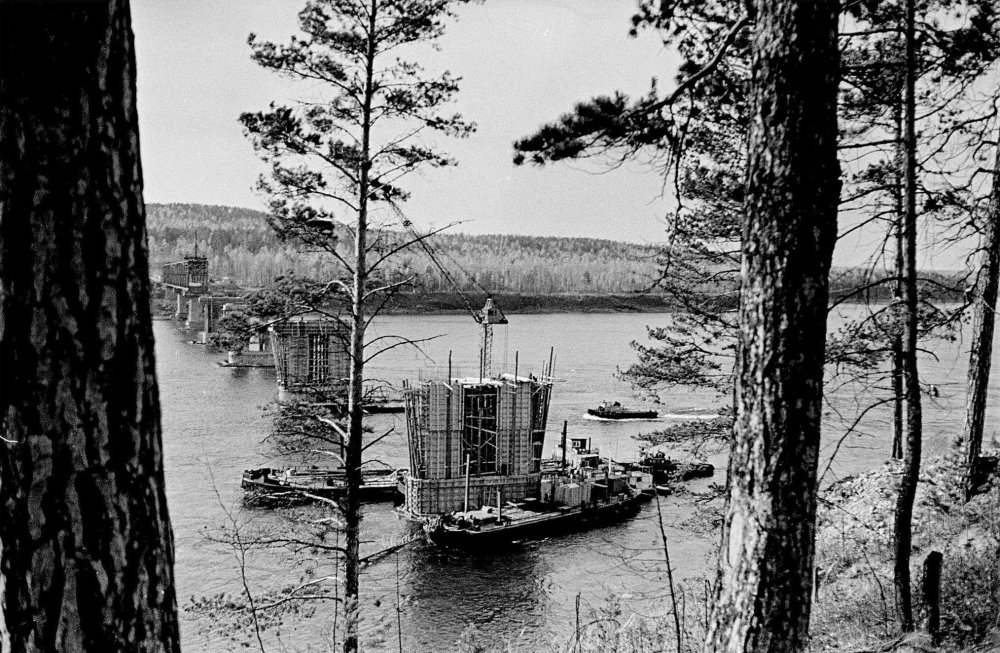 Ust-Ilimsk_history_8307.jpg