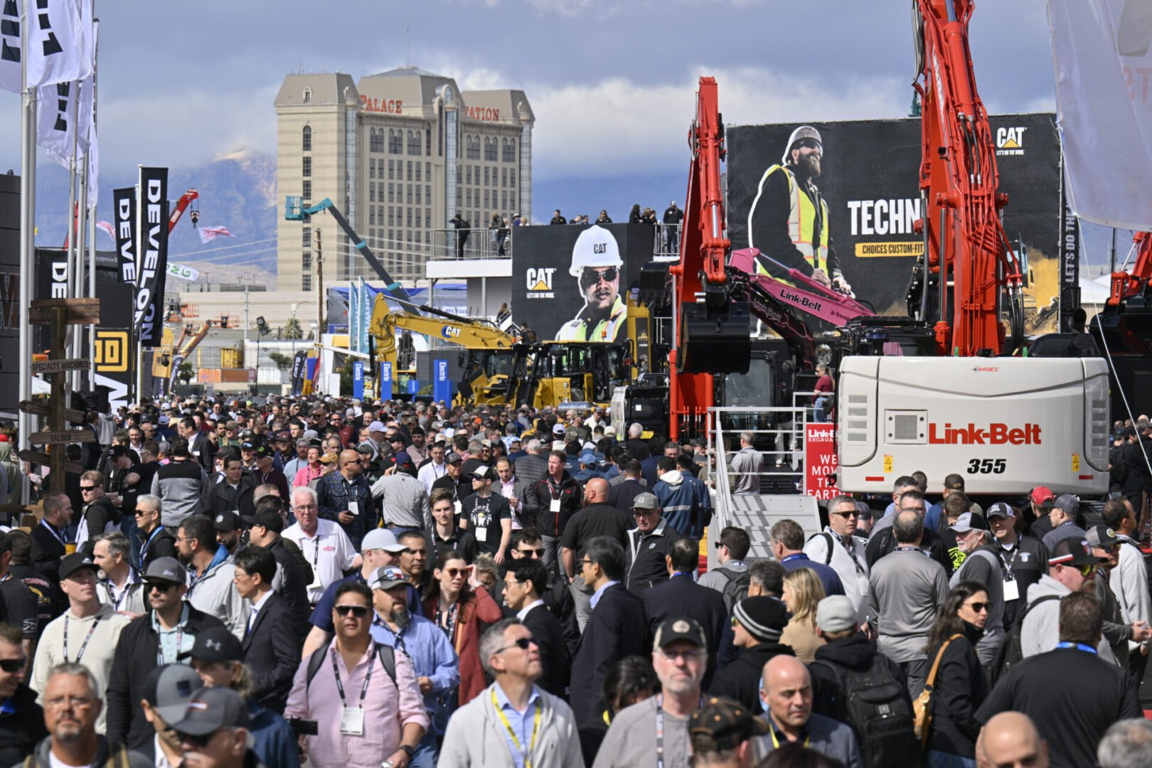 Подробнее о "ConExpo: пять дней. Миллионы квадратных метров. Одна отрасль"