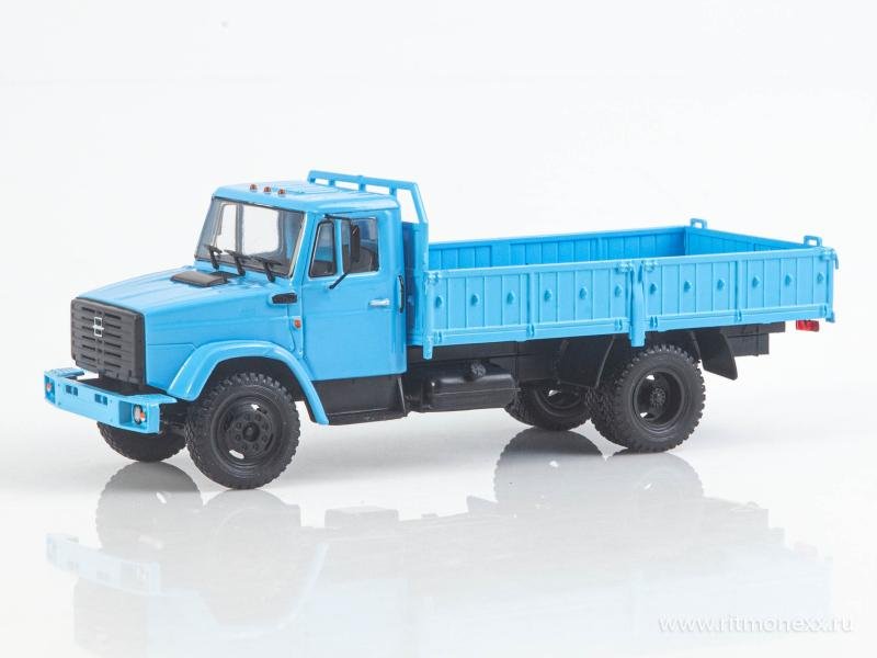 legendarnye-gruzoviki-sssr-125-zil-4331-667536-7.jpg.4b815795e29be9ef6d63d938cfa52b9a.jpg