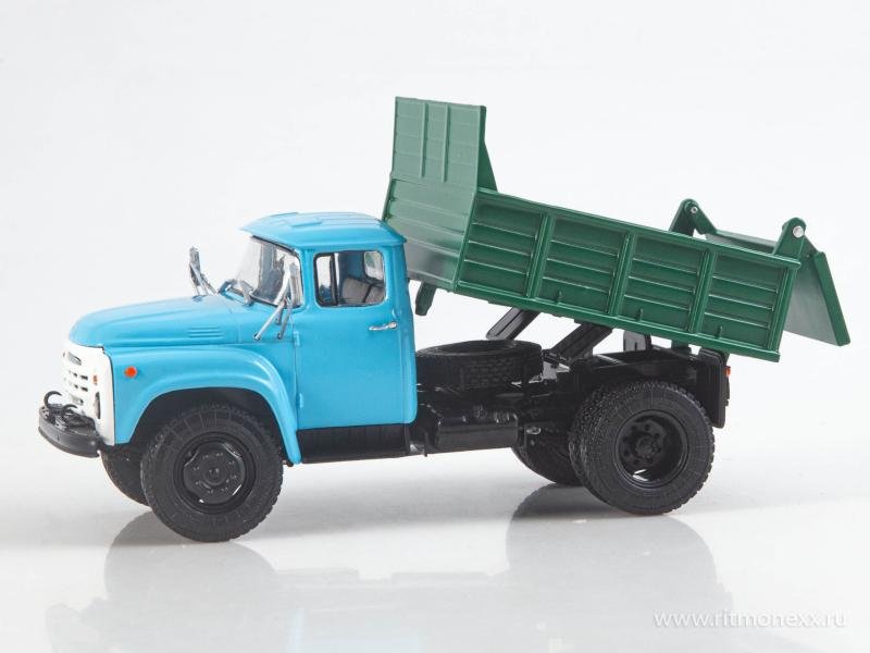 legendarnye-gruzoviki-sssr-2-zilmmz4502-74001-11.jpg.d7aa0380ba522f212708fcb9225301ad.jpg